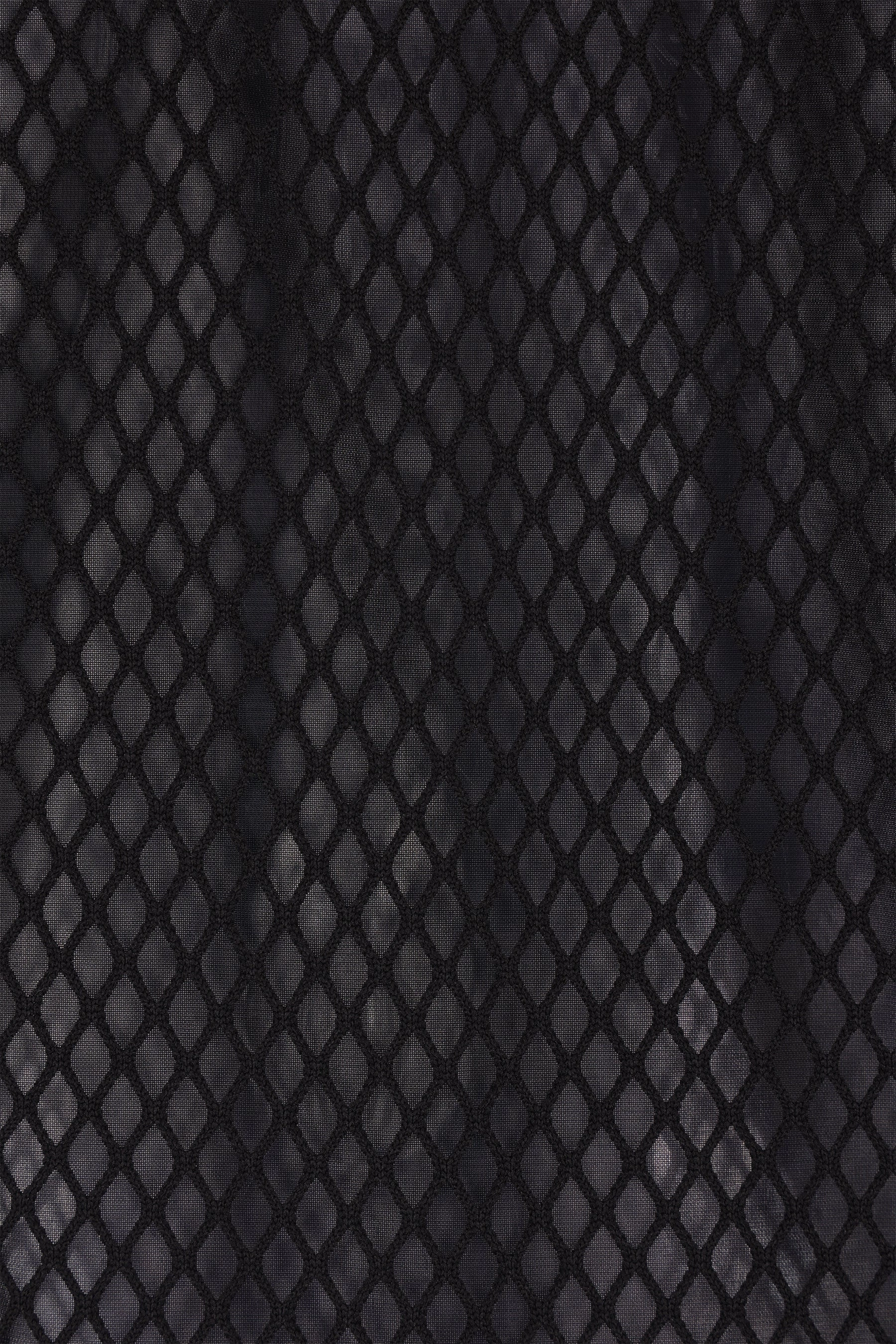 long-sleeve t-shirt in jersey and mesh
