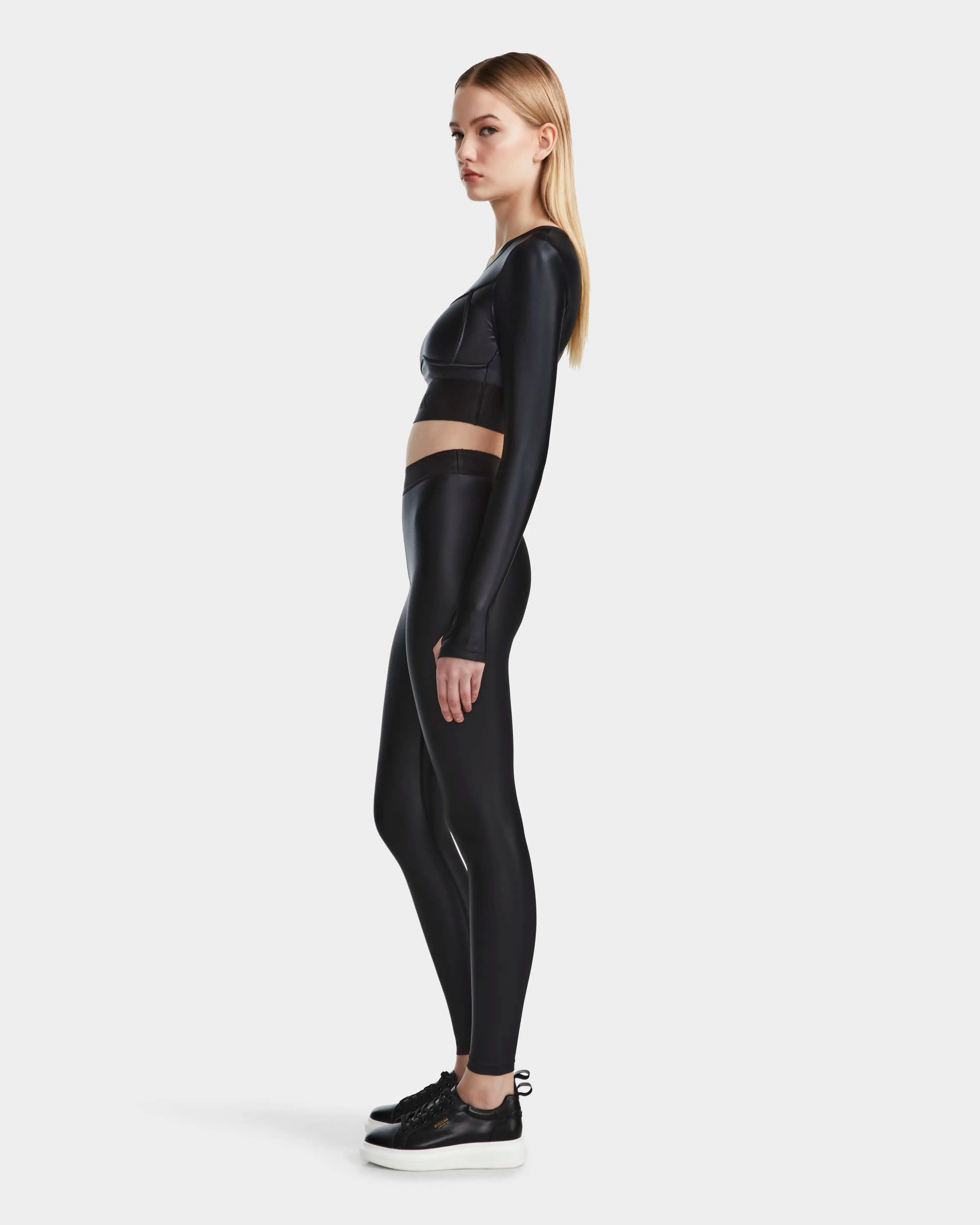LORA - 8524026 Black