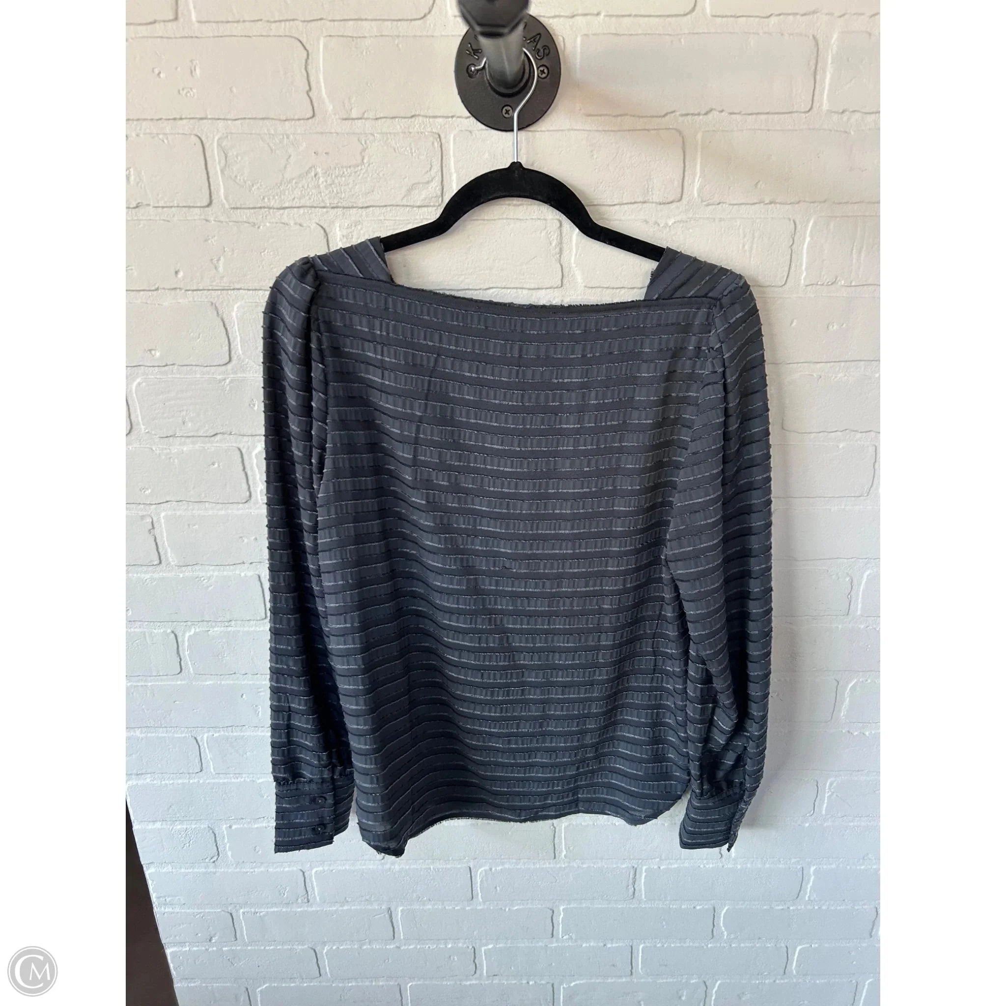 Top Long Sleeve By Loft In Grey, Size: Xs