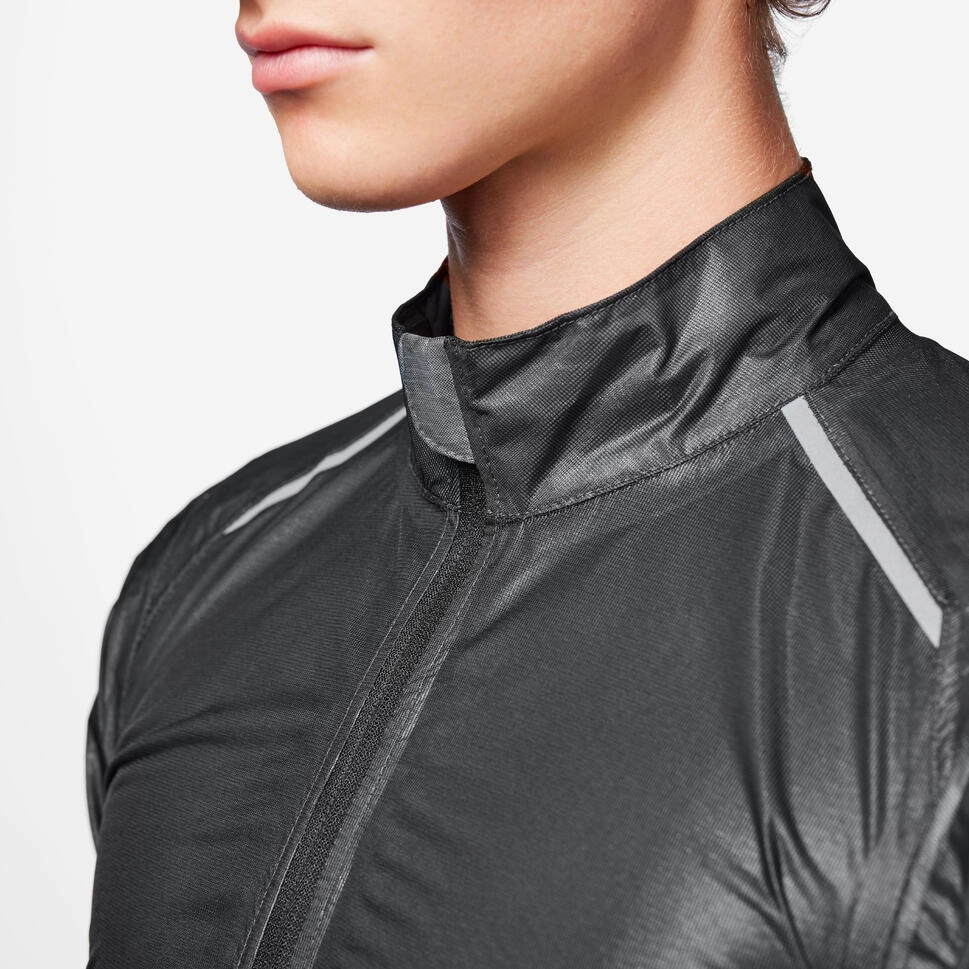 Van Rysel Men's Ultralight Waterproof Cycling Jacket