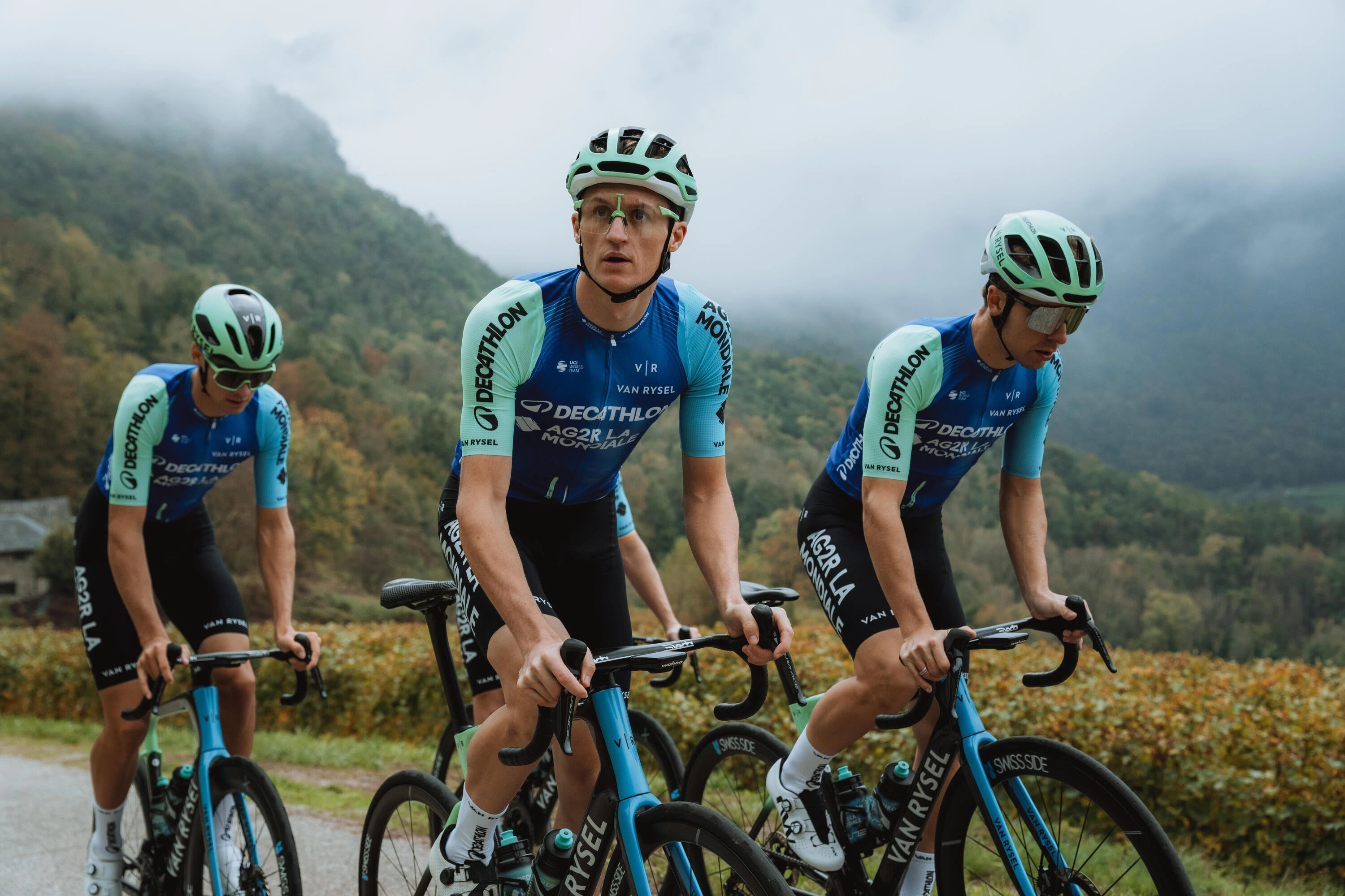 Van Rysel Road Cycling Replica Jersey - AG2R La Mondiale Team