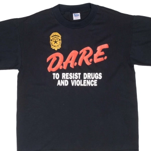 VINTAGE DARE RESIST DRUGS TEE SHIRT LARGE MADE IN USA